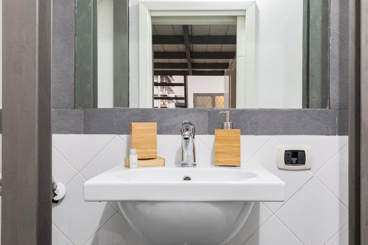 Trevi Fountain Modern Loft Apartment Rzym Zewnętrze zdjęcie